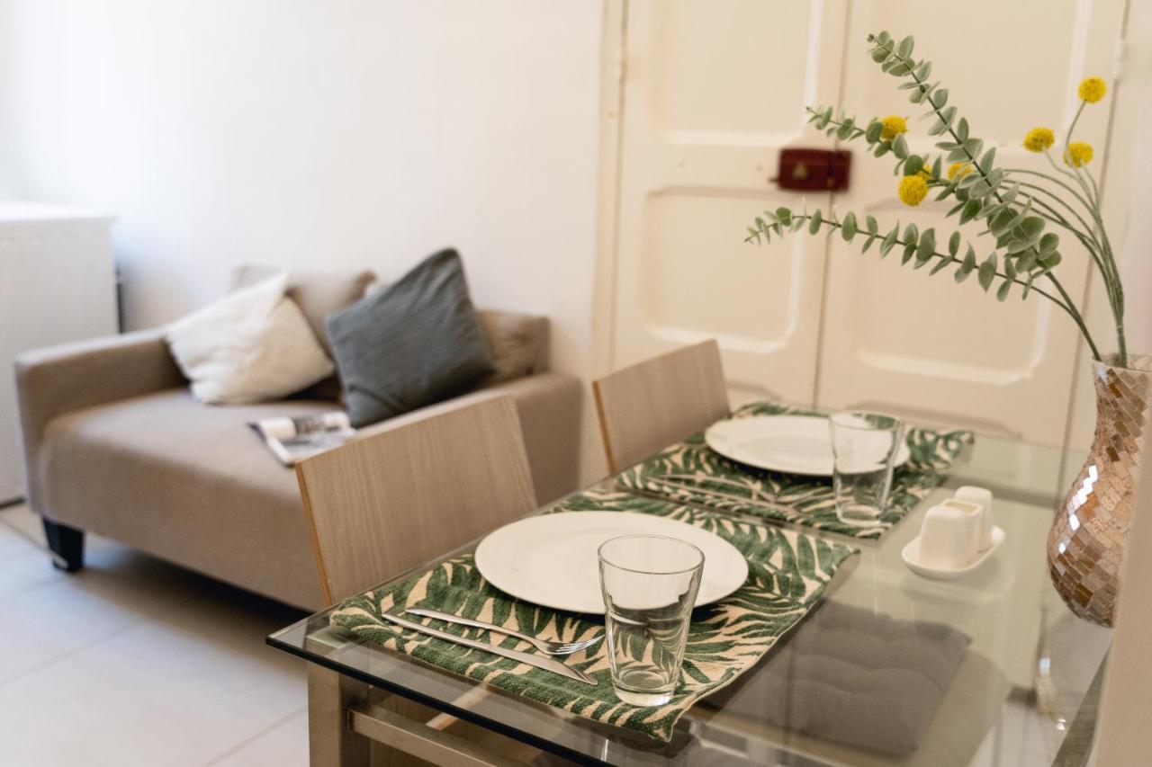 Unique 1 Bedroom In Hearth Of Old City Valetta バレッタ エクステリア 写真